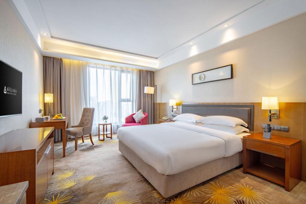 Wanyue Grand Skylight Hotel