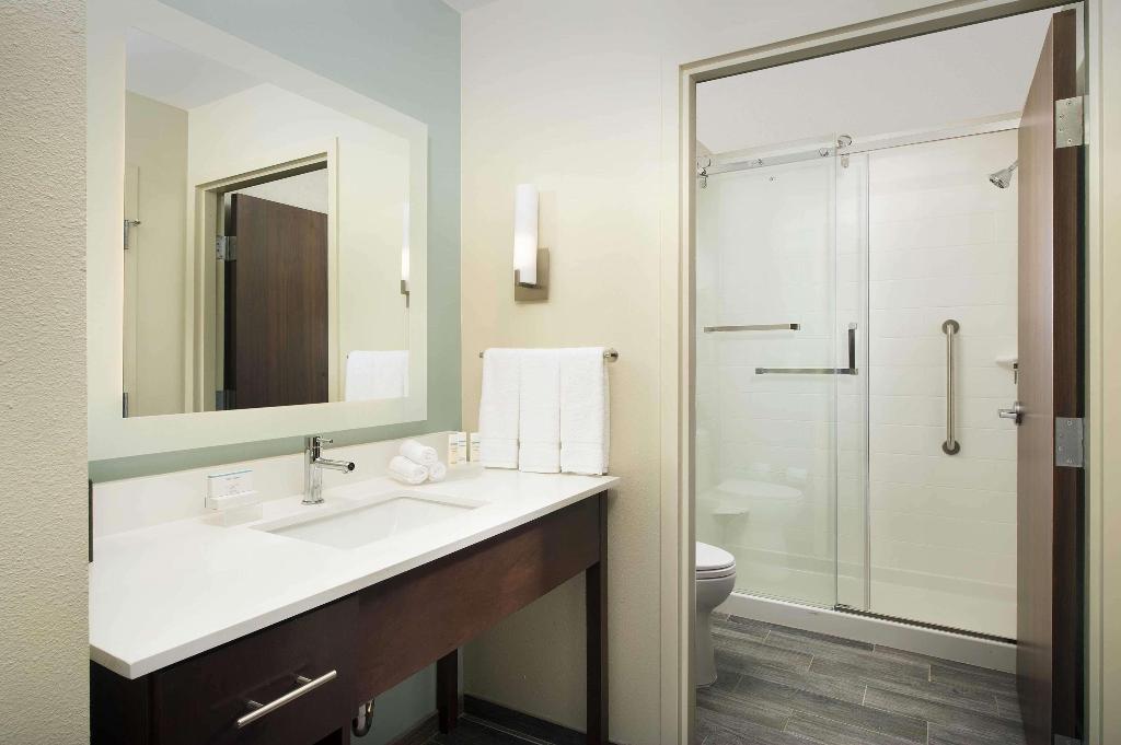 Homewood Suites by Hilton San Antonio Airport