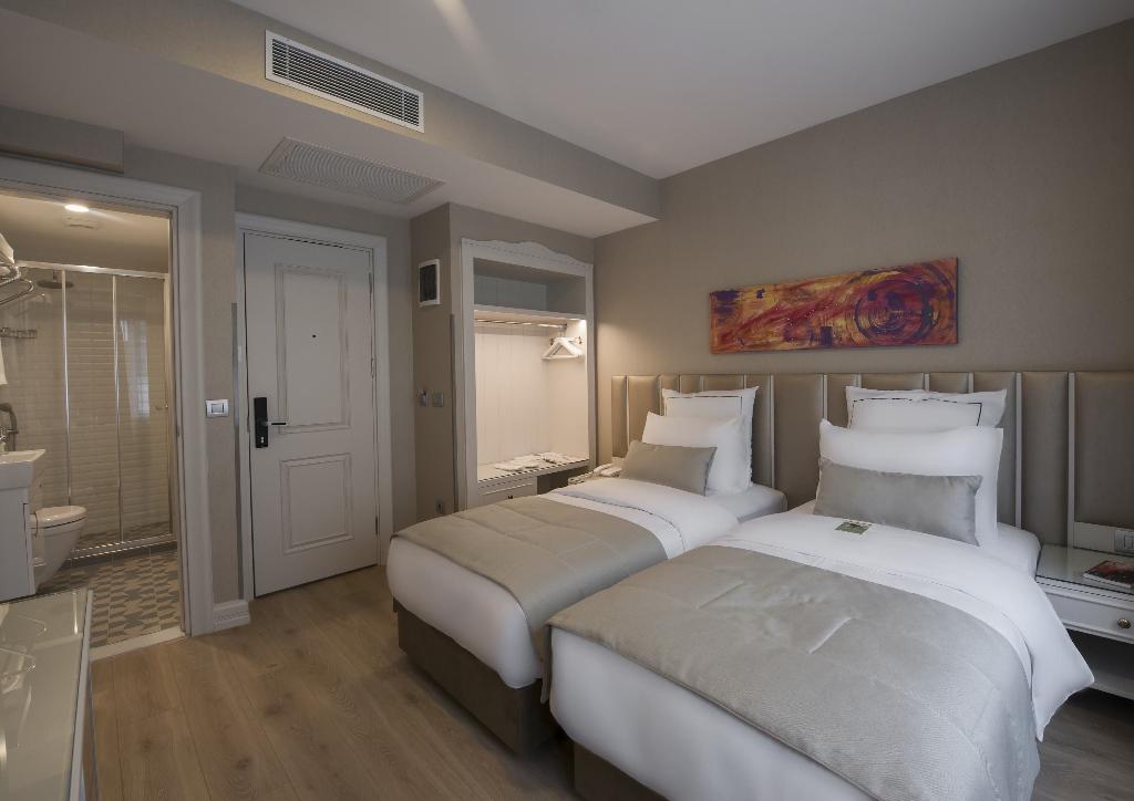 hotel-thumb