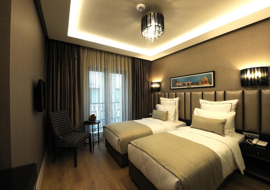 hotel-thumb