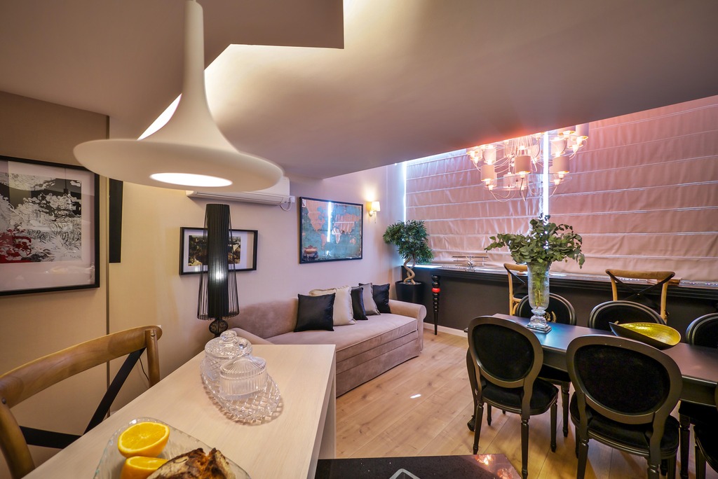 21ST Floor Hotel