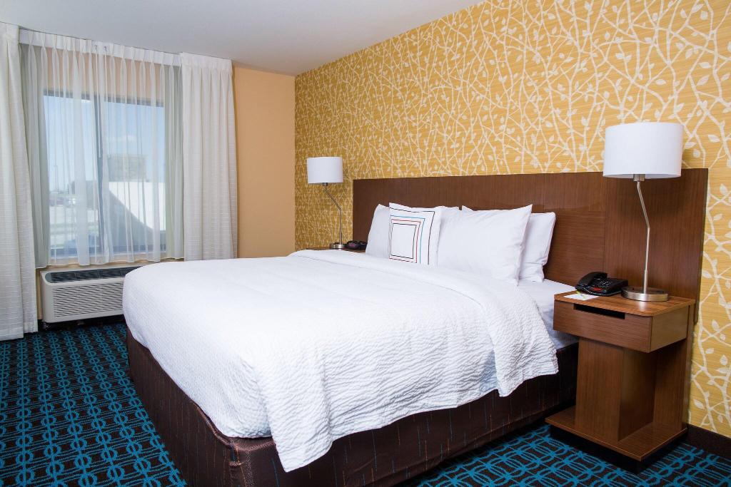 Fairfield Inn & Suites Lincoln Southeast