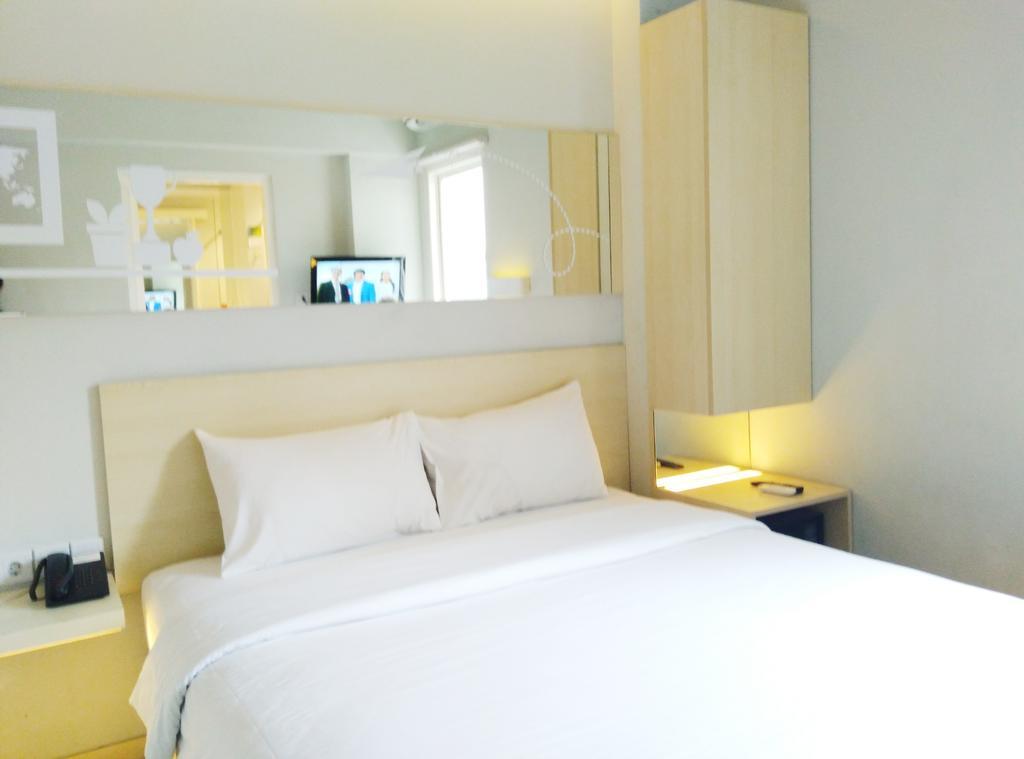 Cleo Hotel Basuki Rahmat Surabaya