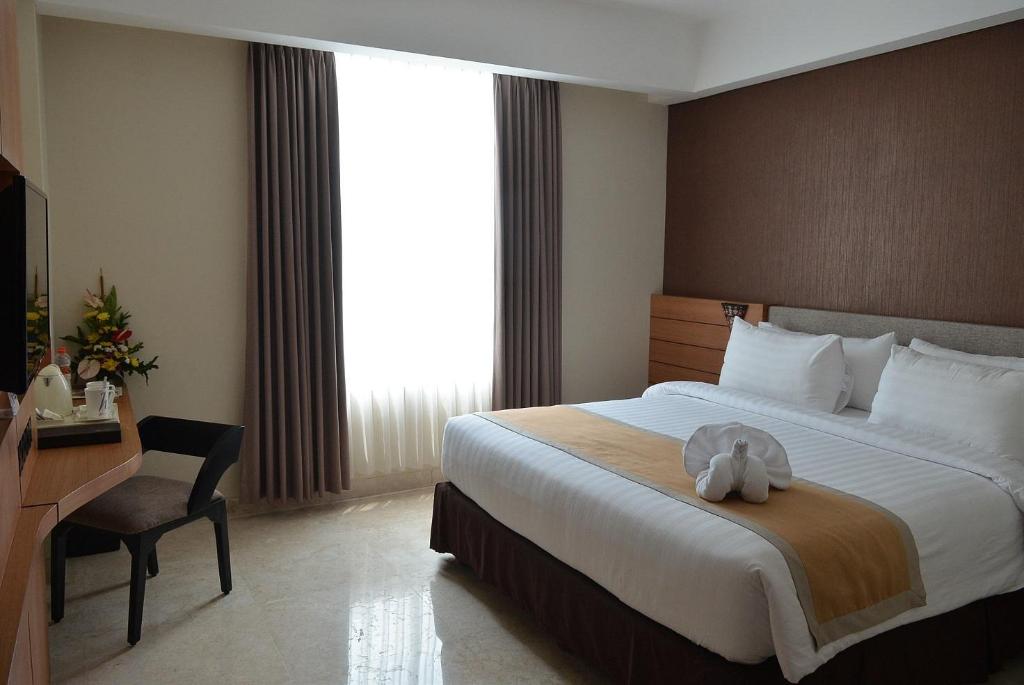 Lynn Hotel
