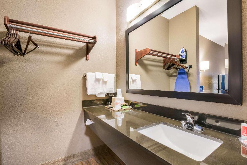 Econo Lodge Forrest City I-40
