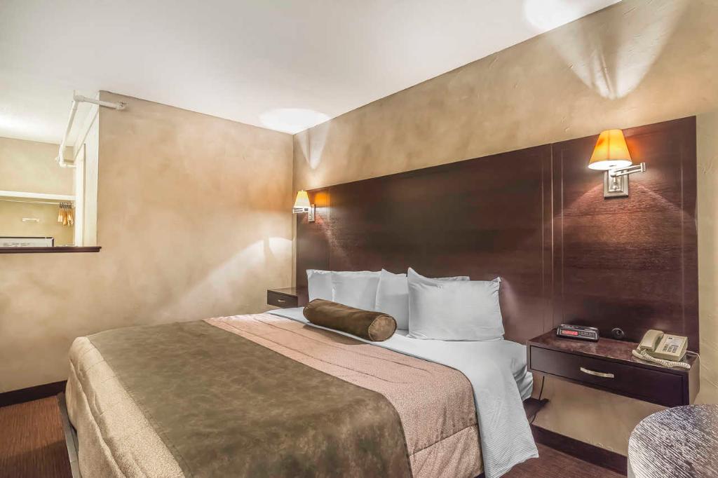 Quality Hotel & Conference Centre Campbellton