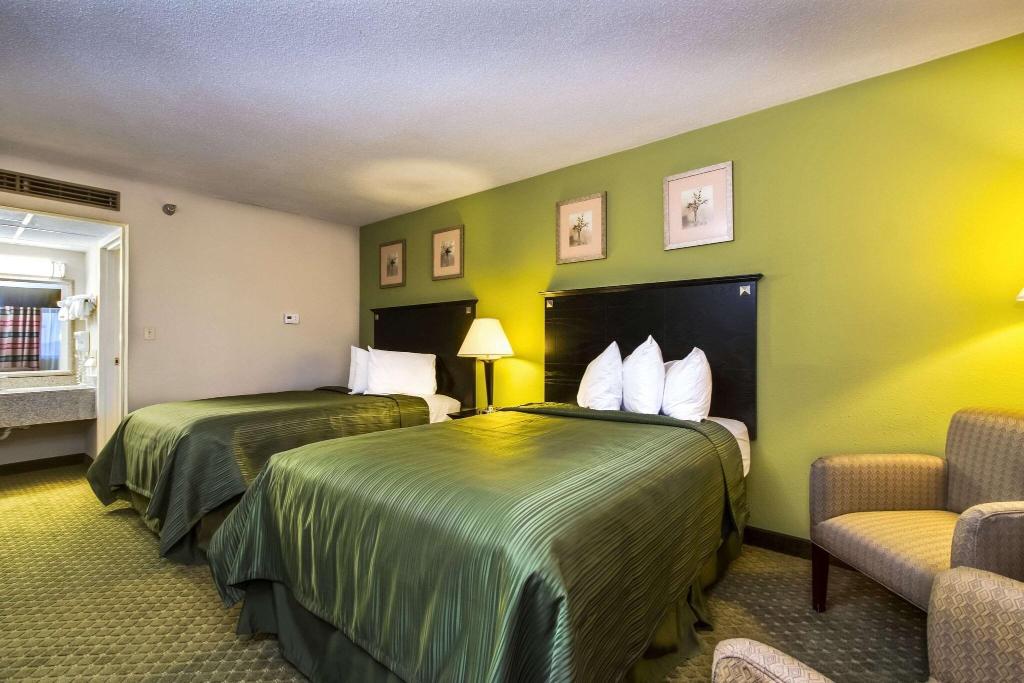 Quality Inn & Suites Moline-Quad Cities
