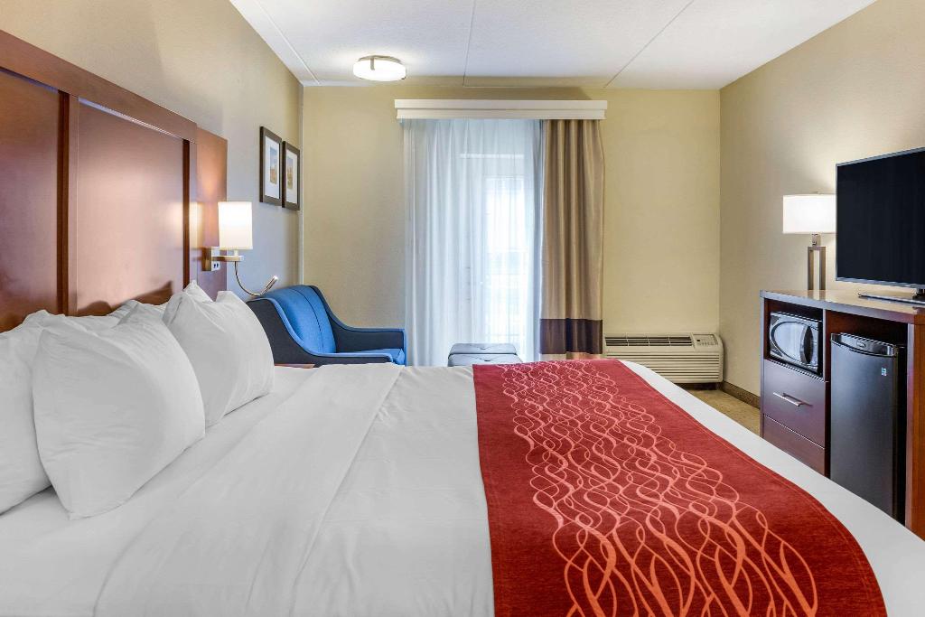 Comfort Inn Lancaster  Rockvale Outlets