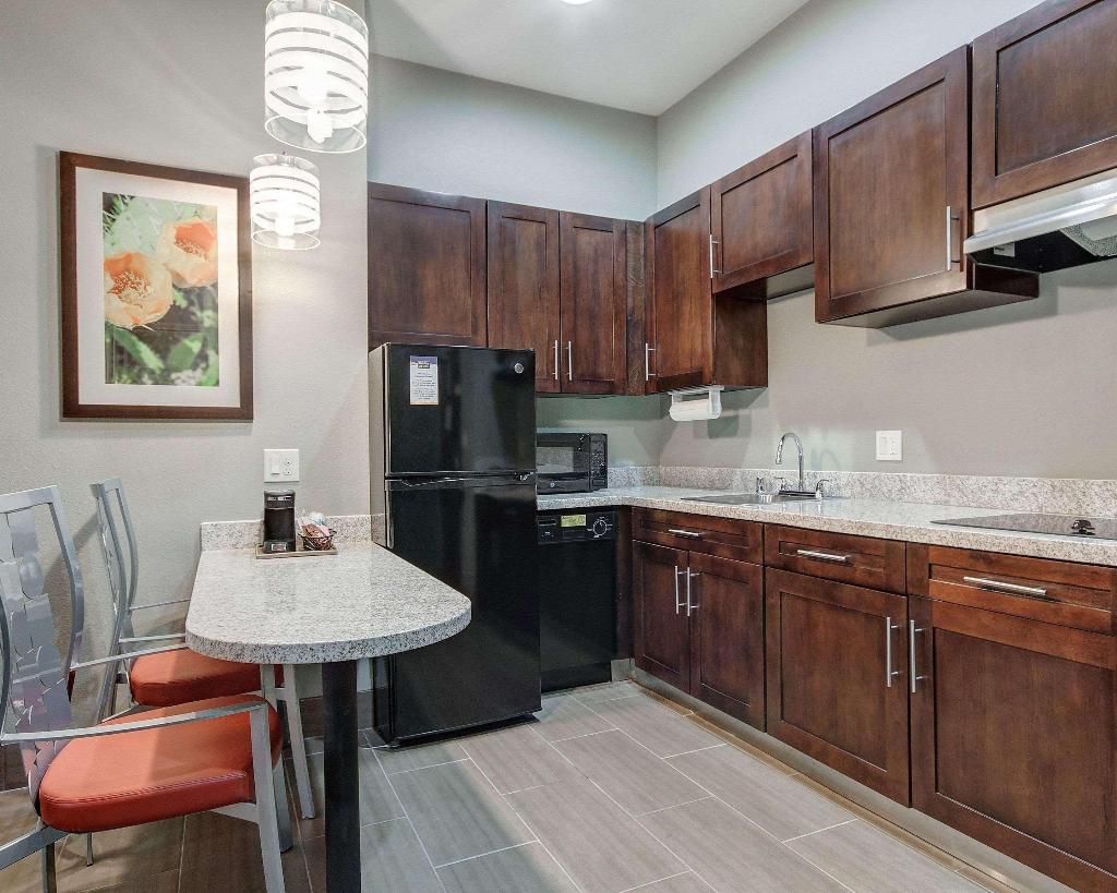 MainStay Suites Hobbs