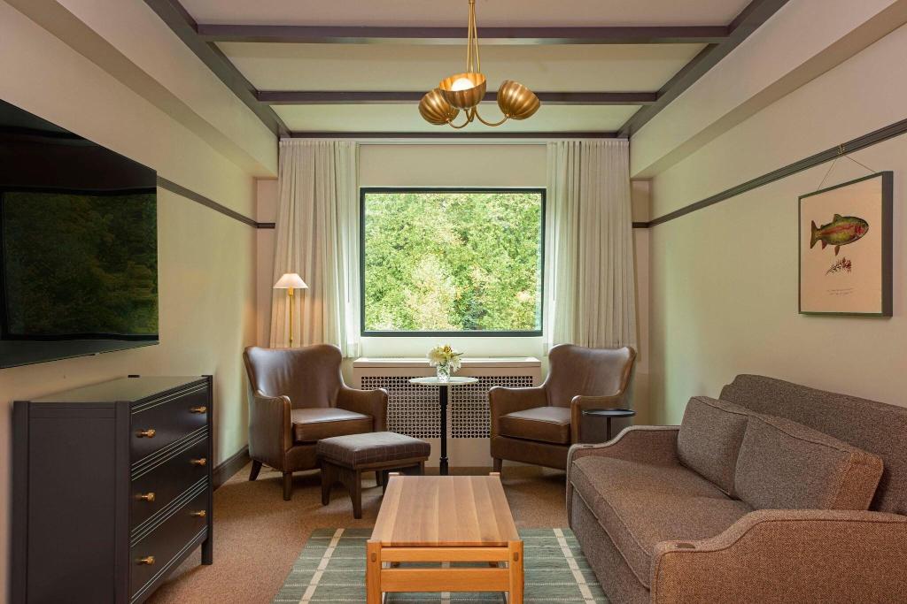 Hotel North Woods, an Ascend Hotel Collection