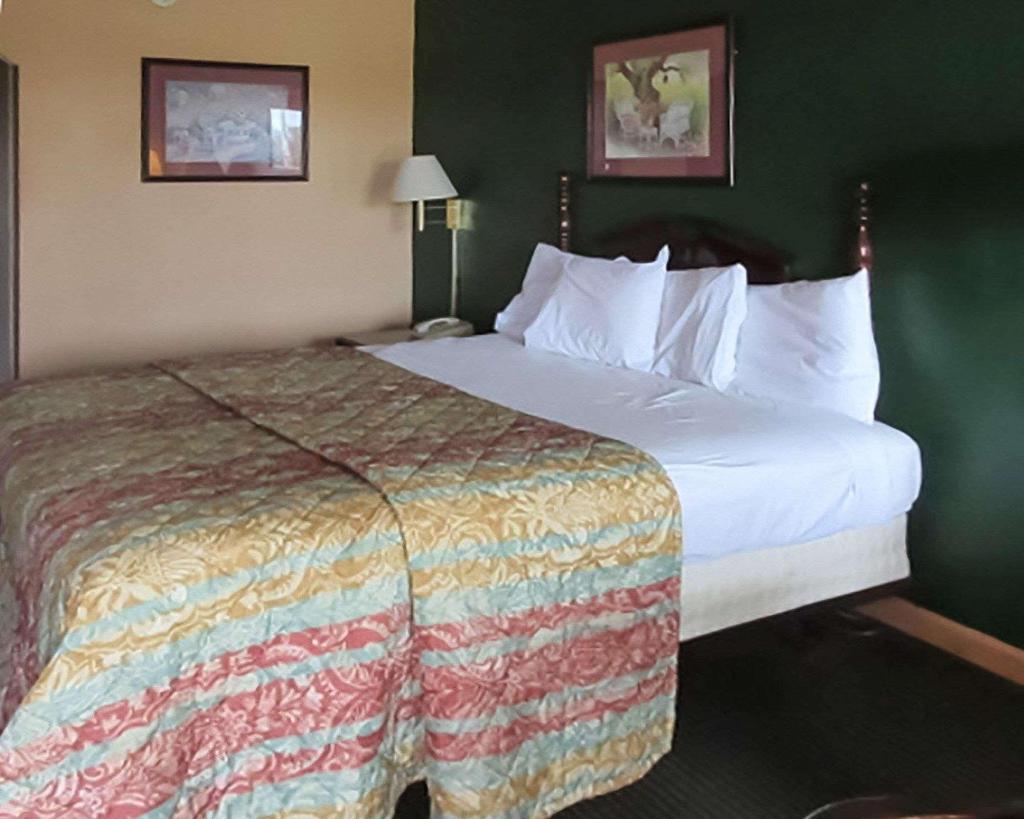Rodeway Inn Brownsville