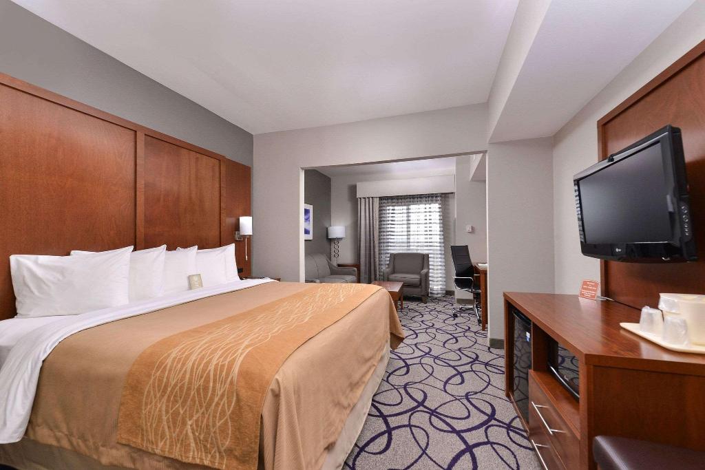 Comfort Inn & Suites Frisco  Plano