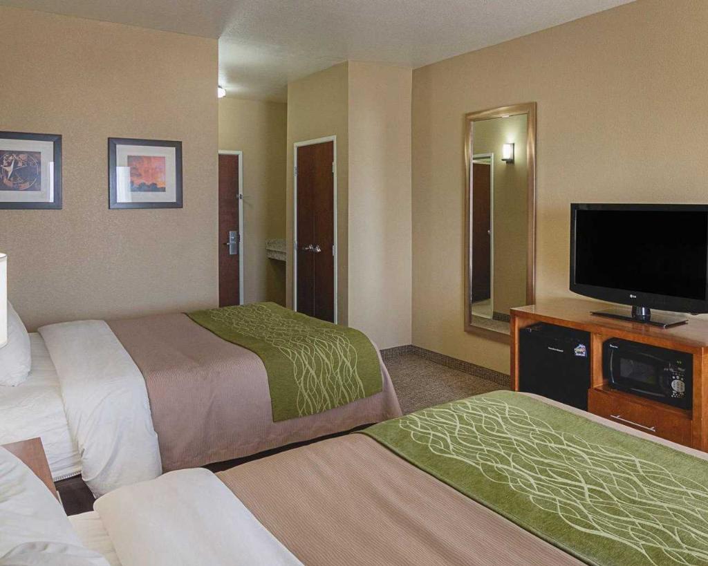 Comfort Inn Midland Area