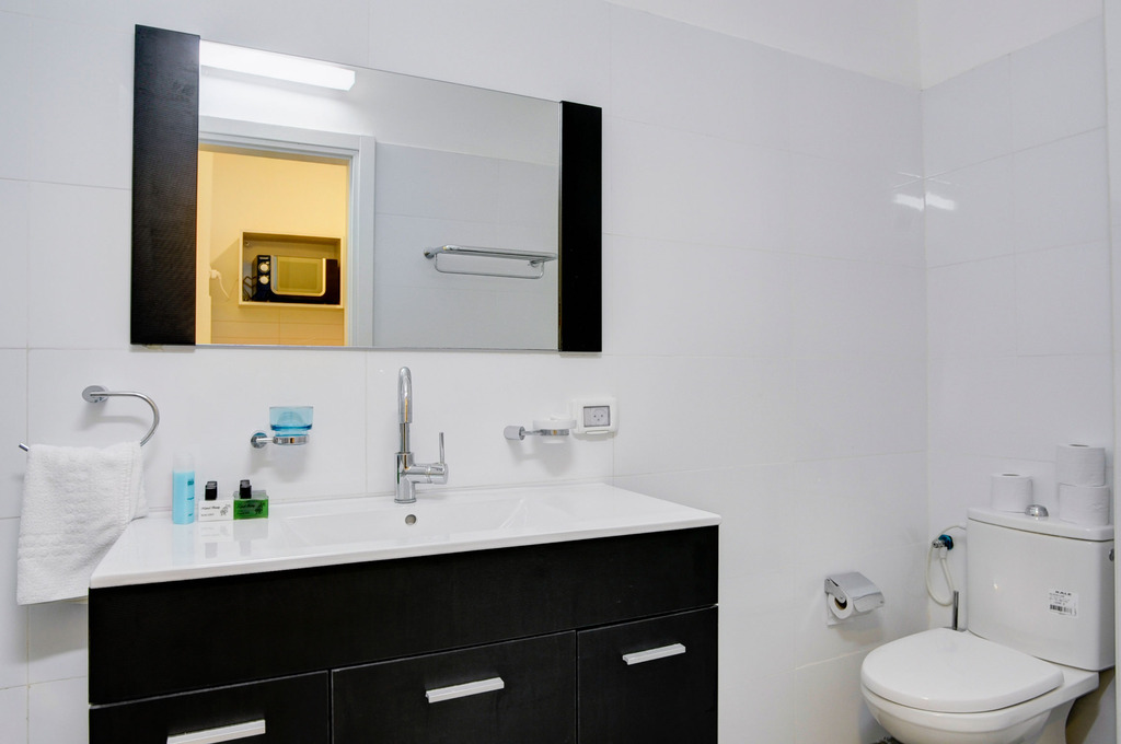 Geula Suites Hotel