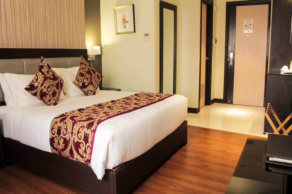 Brentwood Suites