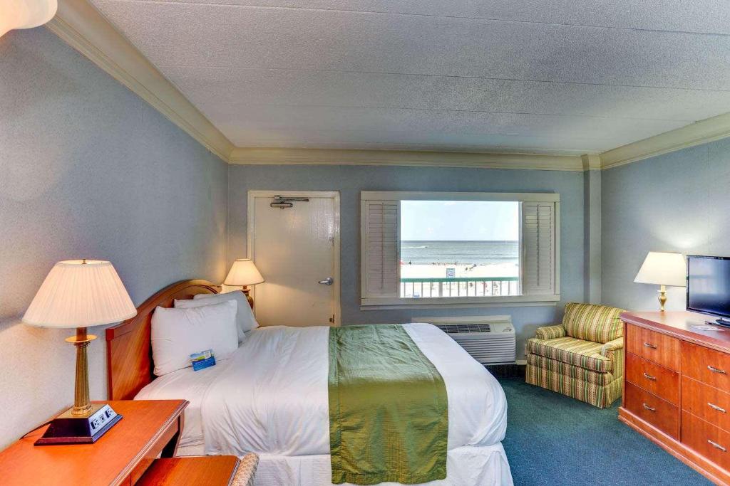 Baymont by Wyndham Virginia Beach Oceanfront