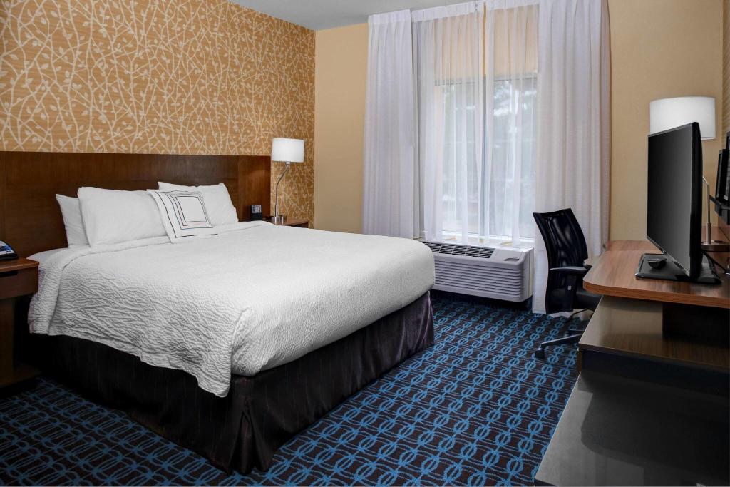 Fairfield Inn & Suites Douglas