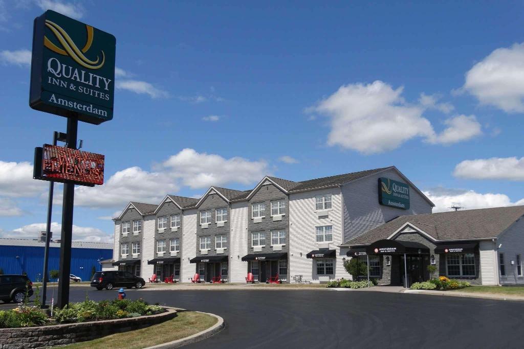 Quality Inn & Suites Amsterdam Fredericton