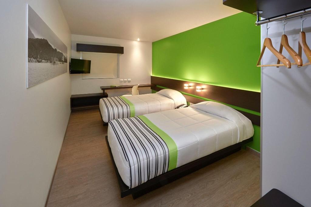 City Express Jr by Marriott Toluca Zona Industrial