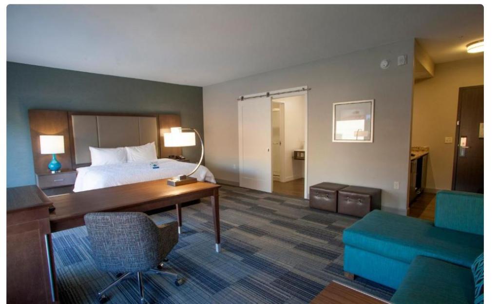 Hampton Inn & Suites St. Paul Downtown