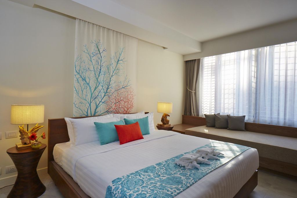 Bandara Phuket Beach Resort
