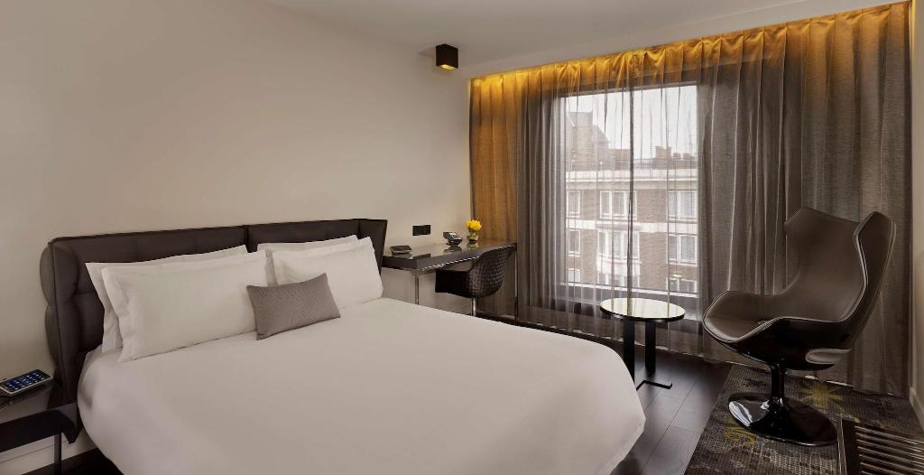 Park Plaza Waterloo