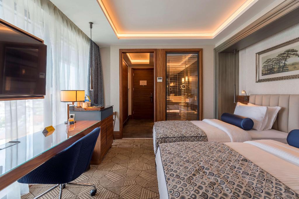 Golden Tulip Istanbul Bayrampasa (Halal Concept)