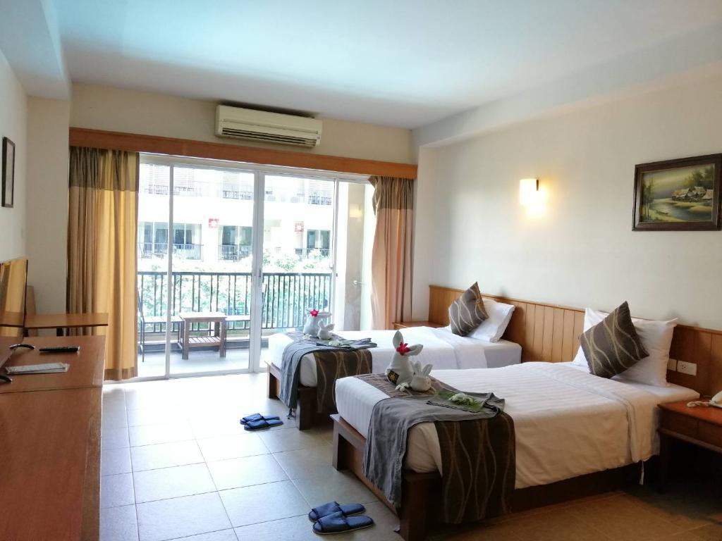 Authong Residence