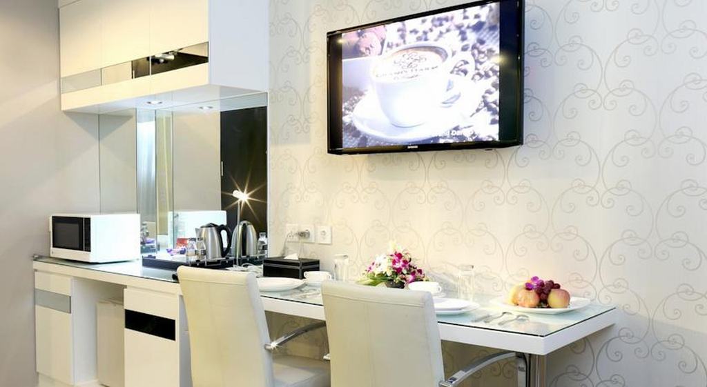 Grand Darmo Suite Hotel