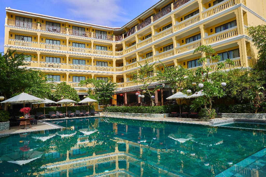 hotel-thumb