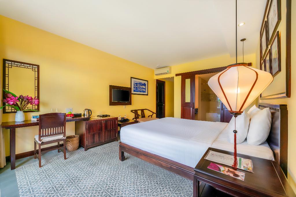hotel-thumb