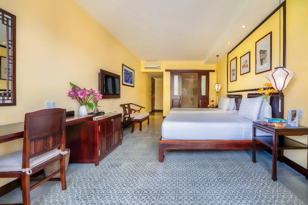 hotel-thumb