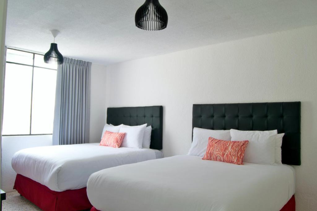 In & Out Hotel