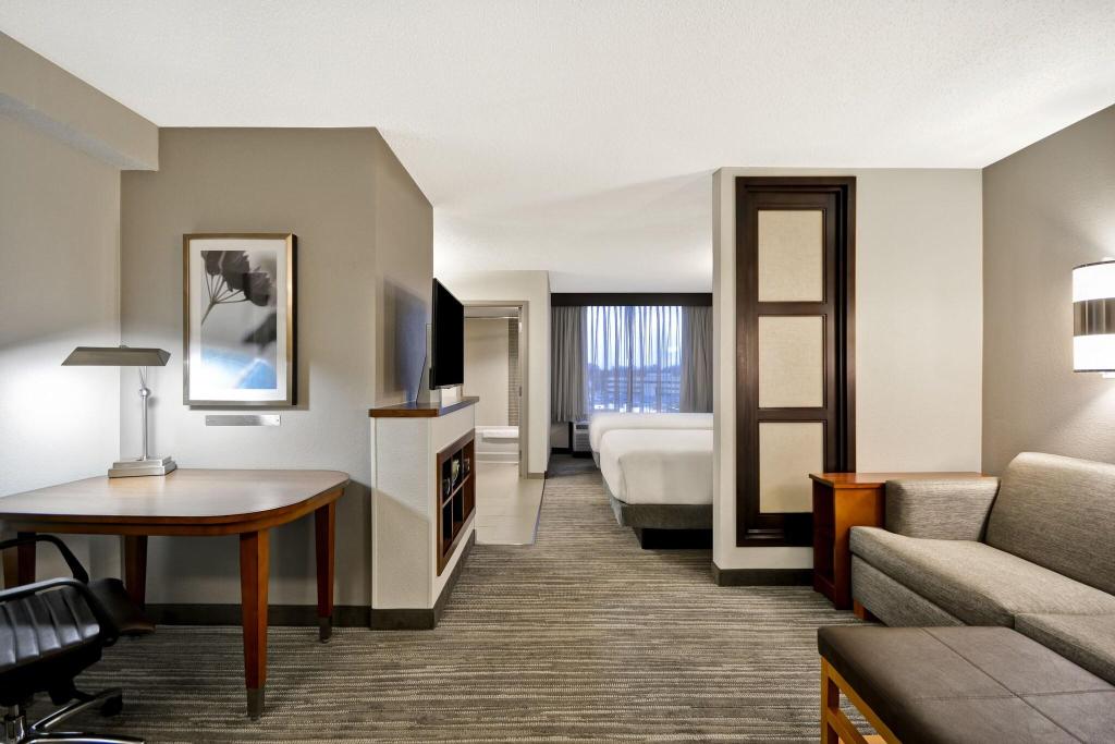 Hyatt Place Columbus Worthington