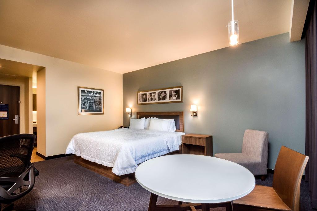 Hampton Inn & Suites by Hilton Salamanca Bajio