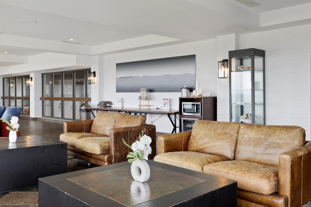 Ramada by Wyndham Jordan/Beacon Harbourside Resort photo 14