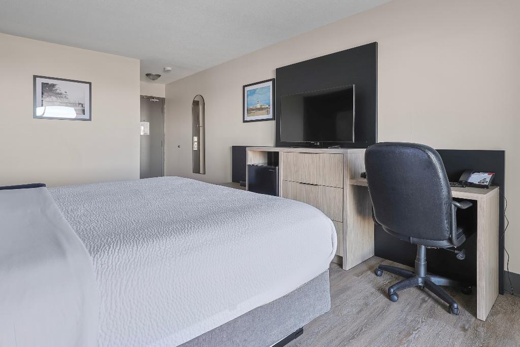 Ramada by Wyndham Jordan/Beacon Harbourside Resort photo 82