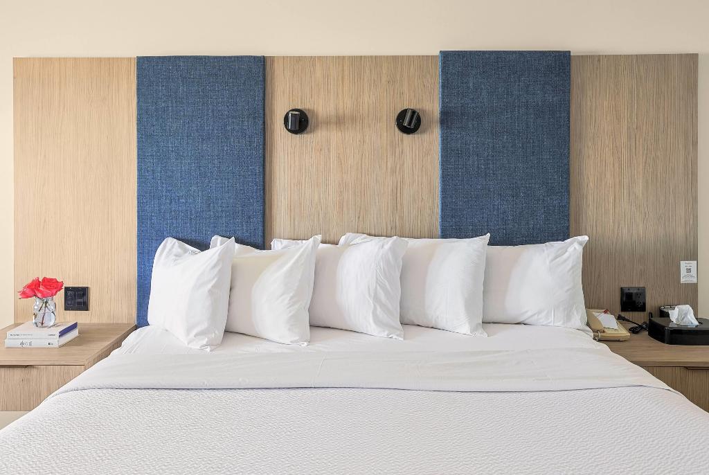 Ramada by Wyndham Jordan/Beacon Harbourside Resort photo 18