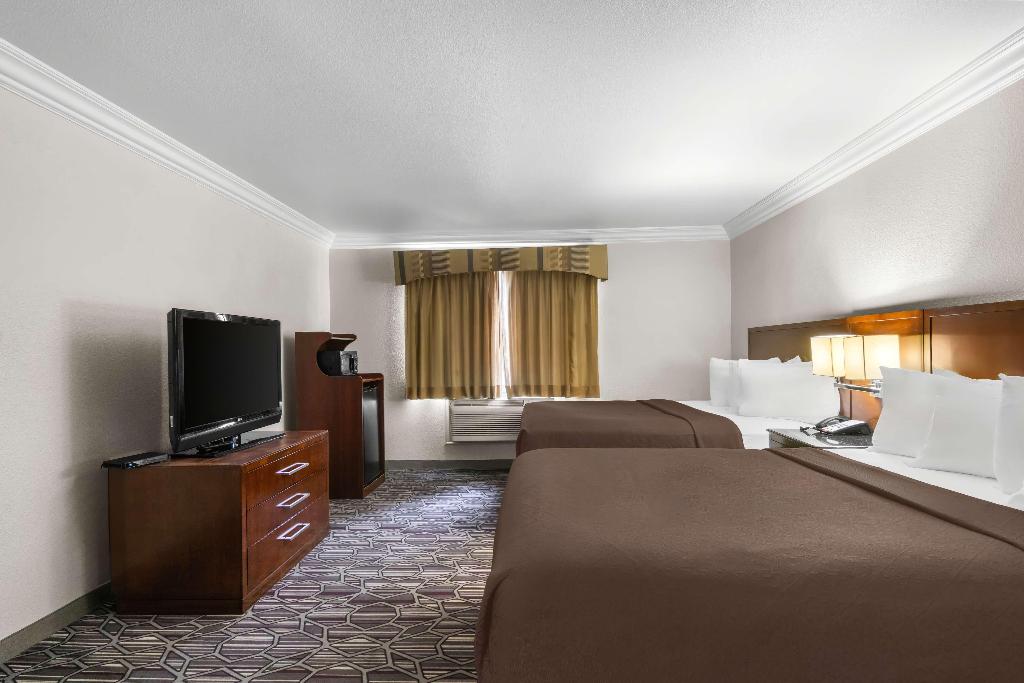Surestay Plus By Best Western Benbrook Ft Worth