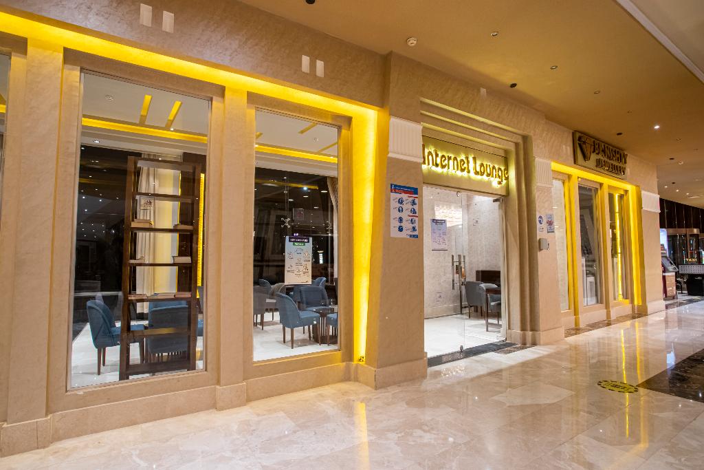 Amc Royal Hotel And Spa