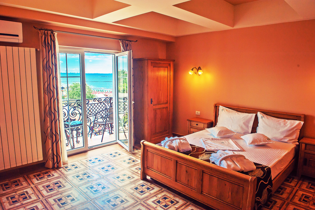 Ges Hotel