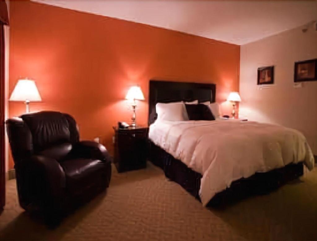 Howard Johnson Hotel by Wyndham Spring City
