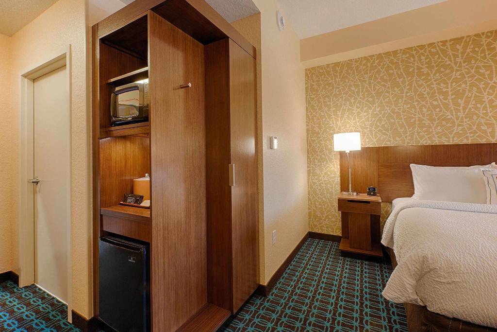 Fairfield Inn & Suites Clearwater Beach