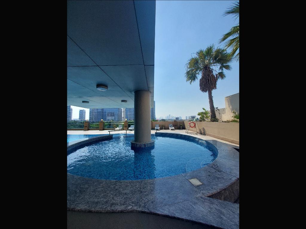 hotel-thumb