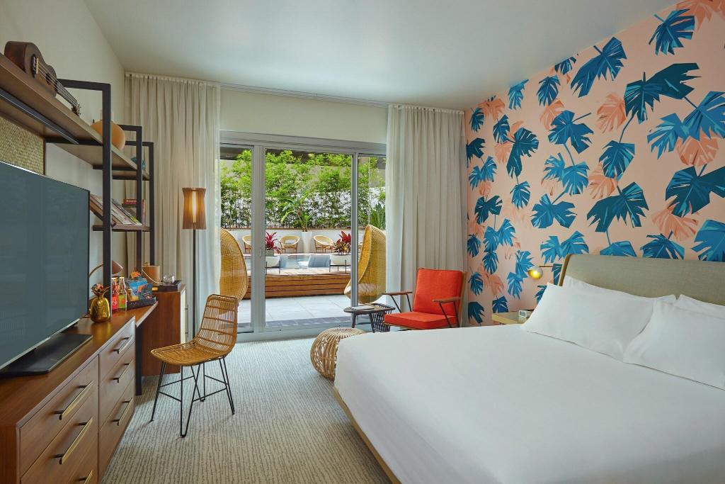 The Laylow Waikiki, Autograph Collection