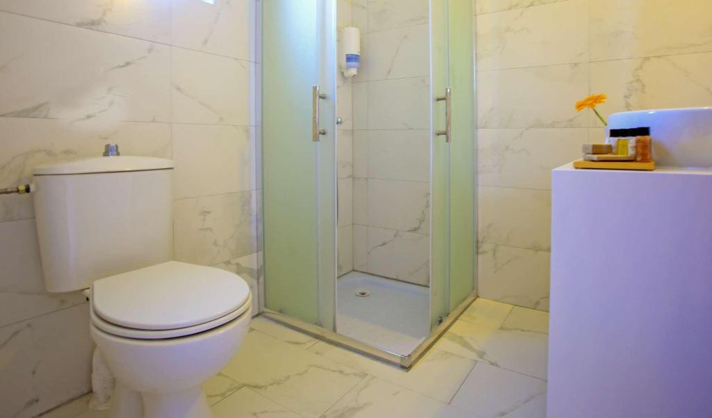 White Olive Marine Aquapark