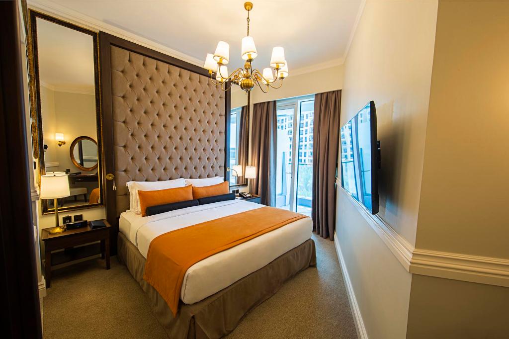hotel-thumb