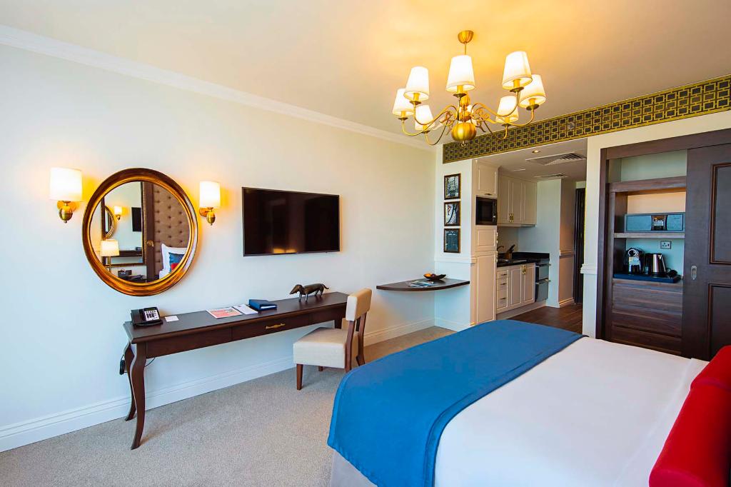 hotel-thumb