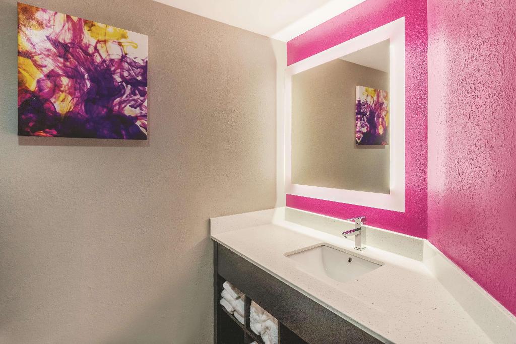 La Quinta Inn Suites Chattanooga Hamilton Place