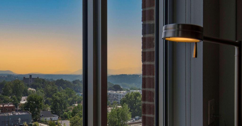 DoubleTree by Hilton Asheville Downtown